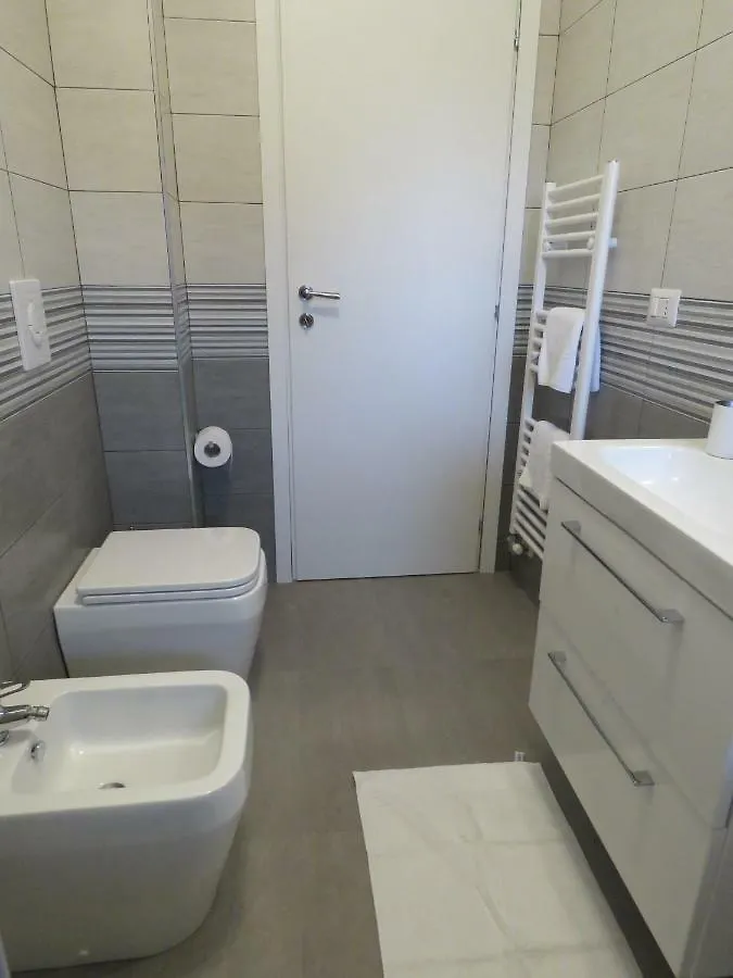 Assago Forum Apartment 0*,