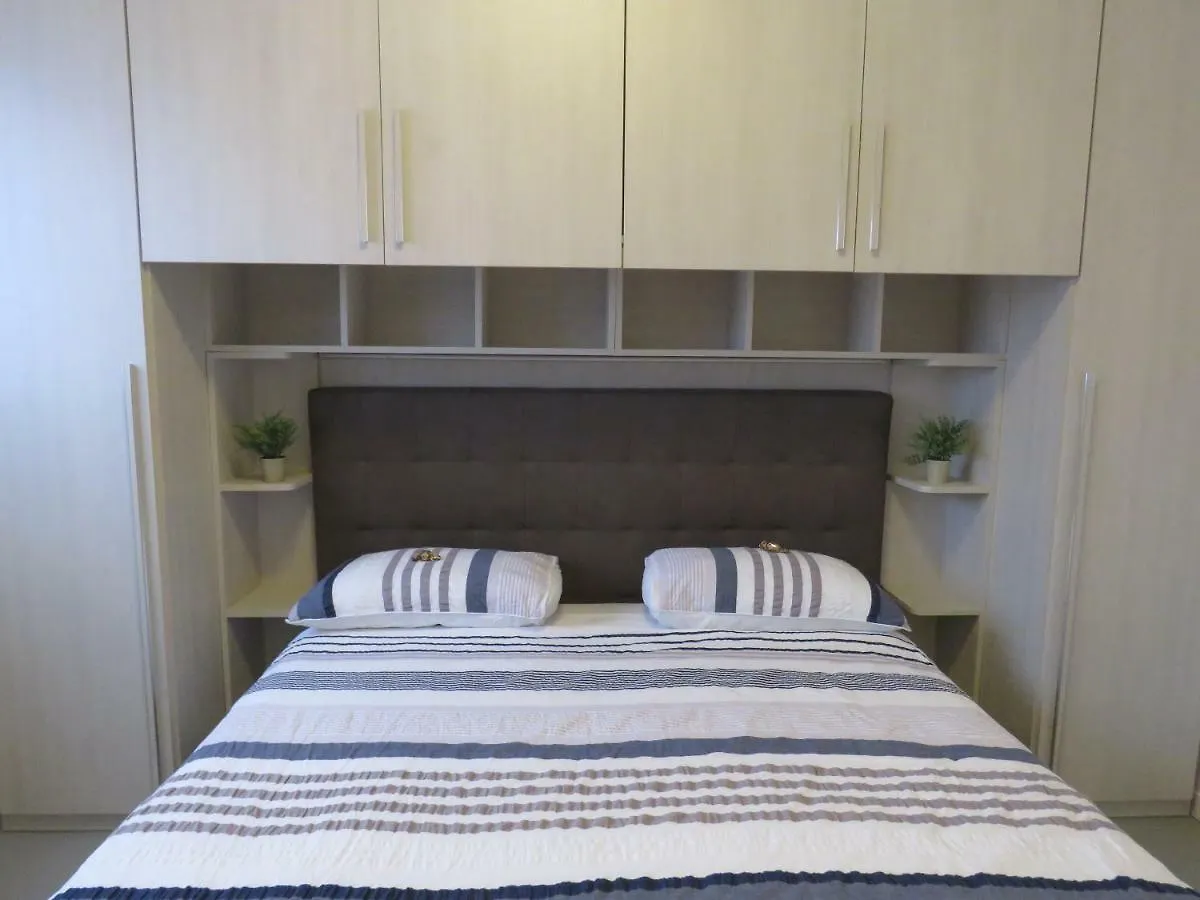 Assago Forum Apartment Bed & Breakfast